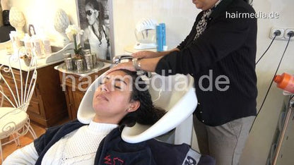 391 Lida pampering backward wash by mom salon hairwash