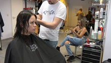 Laden Sie das Bild in den Galerie-Viewer, 7202 Ukrainian hairdresser in Berlin 220515 2nd 3 haircut and blow by barber, Zoya controlled