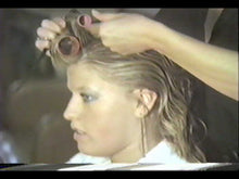 Laden Sie das Bild in den Galerie-Viewer, 0061 simp US 80s shampoo and wet set 60 min video DVD
