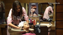 Charger l&#39;image dans la galerie, 9065 Sibel 2 backward salon hairwash by Jemila in pink nylon apron RSK type