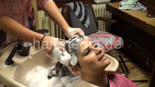 Laden Sie das Bild in den Galerie-Viewer, 9065 Sibel 2 backward salon hairwash by Jemila in pink nylon apron RSK type