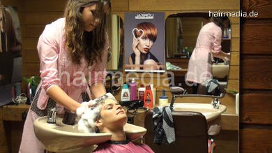 9065 Sibel 2 backward salon hairwash by Jemila in pink nylon apron RSK type
