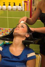 Cargar imagen en el visor de la galería, 9135 1 Srdjana by Alexandra backward shampooing in mobile sink by topless barberette