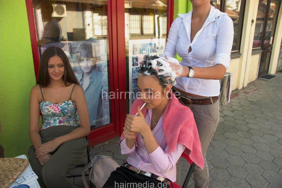 9134 3 Dunja by Nicky outdoor smoking wash hair shampooing