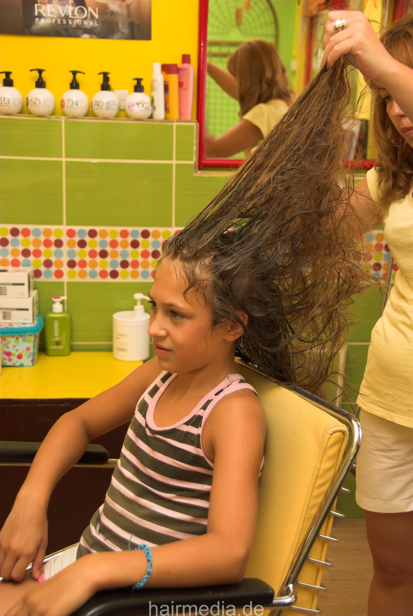 8083 Elena young girl strong backward wash in mobile sink, serbian salon