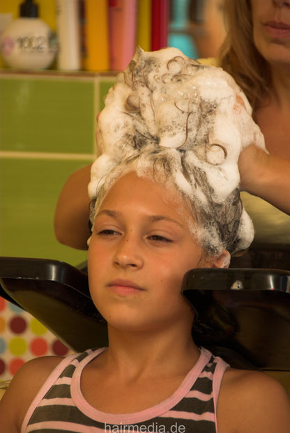 8083 Elena young girl strong backward wash in mobile sink, serbian salon