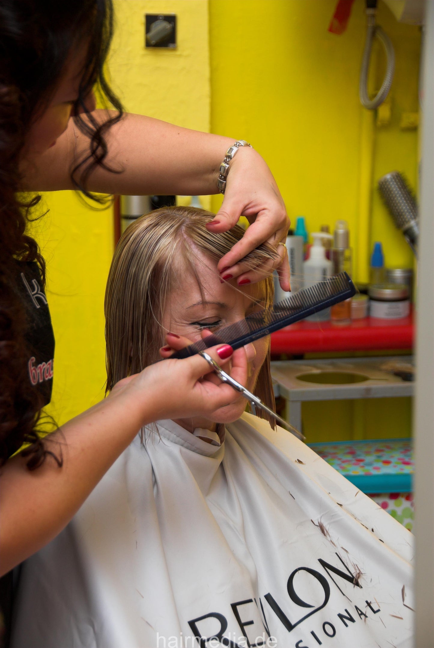 8074 SRB Tanja, bob, haircut
