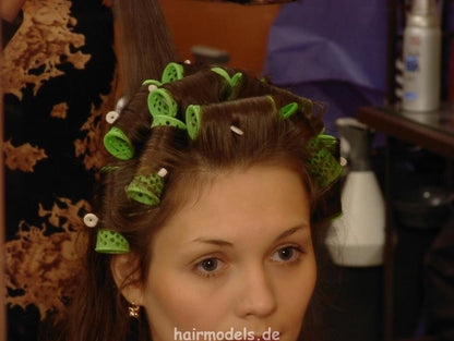 637 NataschaW haircut and wet set 150 pictures for download