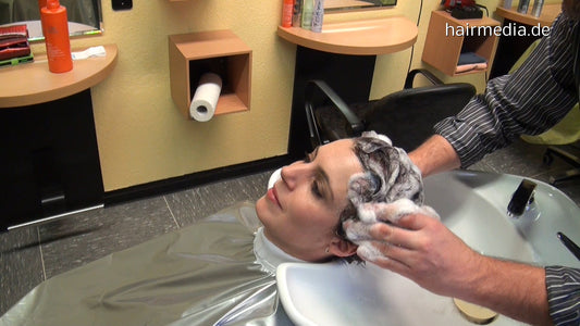 8135 Lucie 1 backward shampoo by barber