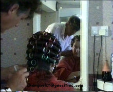 Carica l&#39;immagine nel visualizzatore di Gallery, 47 Trevor Sorbie UK highlighting, shampooing, haircut, wet set 1990  DVD