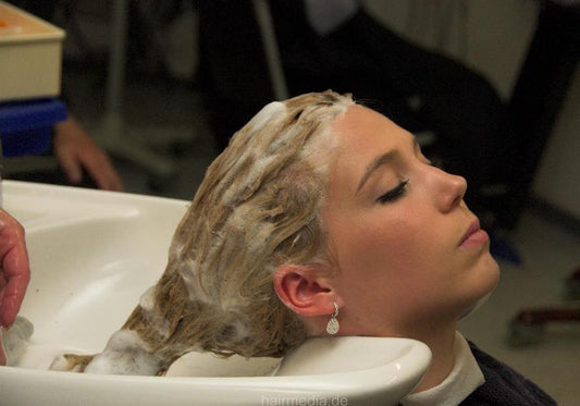 6103 Viktoria 5 1st shampooing