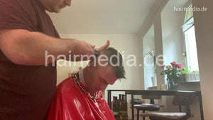 2012 20210513 lockdown fathersday buzzcut, headshave and uprightshampoo by hobbybarber in home office