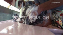 将图片加载到图库查看器，1157 5 Felicitas by old barber strong salon shampooing in special forward washing salon flowercape