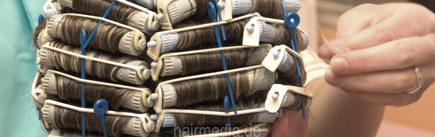 7020 7 perm Wuppertal salon