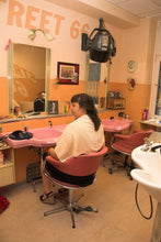 Load image into Gallery viewer, 7049 Blugy 1 forward wash shampooing vintage salon