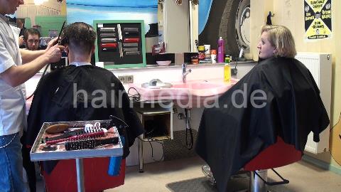 275 s0628 buzz by barber Wellenmaschine lady watching
