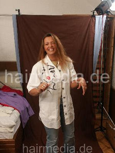 n076 Jeanette Wuppertal Nylonkittel Shooting 466 pictures for download