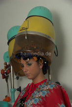 Laden Sie das Bild in den Galerie-Viewer, 6084 AnjaS wet set Weissenfeld old fashioned GDR hairdryer hooddryer