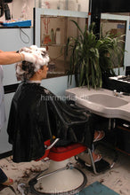 将图片加载到图库查看器，9004 AndreaW upright and backward shampoo in heavy vinyl shampoocape barbershop