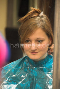355 Evamaria by Xenia longnail salon backward shampooing in heavy plastic shampoocape