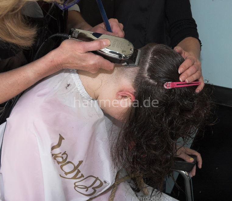 881 forced and handcuffed haircut in german kultsalon complete  250 pictures for download