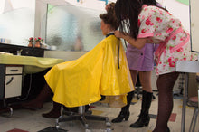 Laden Sie das Bild in den Galerie-Viewer, 515 JanaR upright shampooing in large heavy yellow pvc cape
