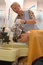 Cargar imagen en el visor de la galería, 705 JennyA Teen forward salon shampooing part