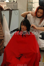 将图片加载到图库查看器，117 Julia Haircut in barbershop barberchair XXL capes and aprons used