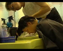 Cargar imagen en el visor de la galería, 9121 by hobbybarber TB 3 teens triple forward backward and upright shampooing by barber