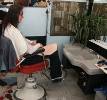 Laden Sie das Bild in den Galerie-Viewer, 8085 Nanna swiss trick haircut by hobbybarber  TRAILER and slideshow