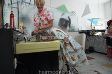 Cargar imagen en el visor de la galería, 672 Part 3, mature forward wash hair shampooing flowerpower dressed