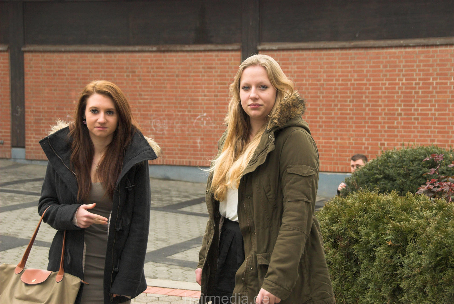 6105 complete 106 pictures for download