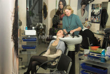 Load image into Gallery viewer, 6105 10 SarahM chewing teen wash fresh style backward salon shampoo