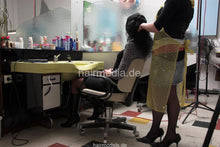 Carica l&#39;immagine nel visualizzatore di Gallery, 6029 Schuckrie by VerenaK rubber cape forward wash shampooing