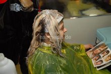 Carica l&#39;immagine nel visualizzatore di Gallery, 470 3 Julia and Soraya thick hair tint and bleach