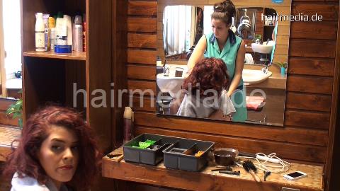 357 Zeynep by Aylin backward shampoo thick curly readhead