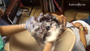 357 Zeynep by Aylin backward shampoo thick curly readhead